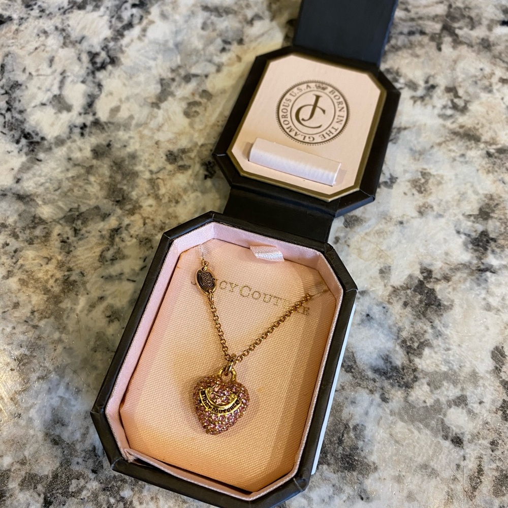 NEW! Juicy Couture ❤️ Pave Heart Necklace